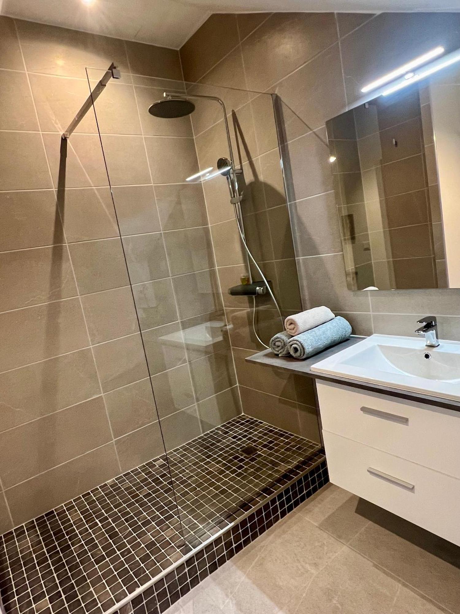 Bed and Breakfast Ravine Bleue Etage Riviere Saint-Louis Екстер'єр фото
